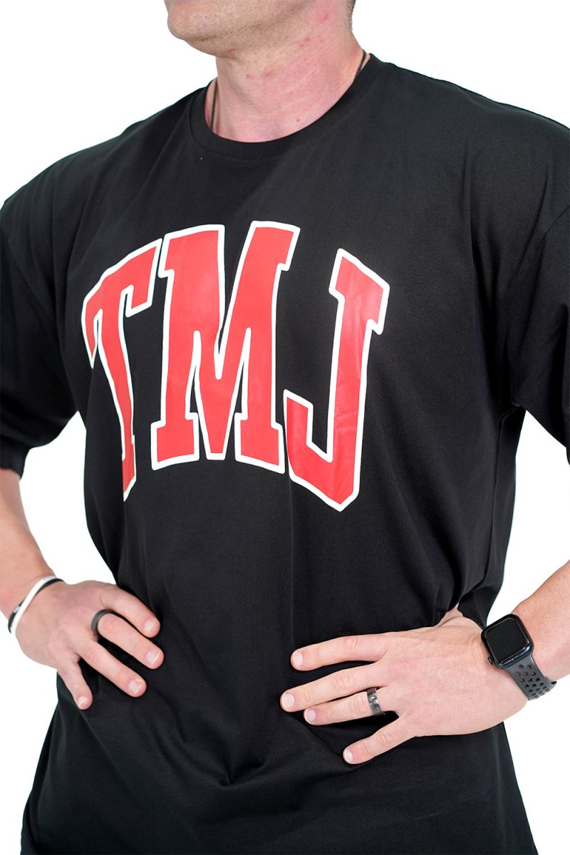 TMJ Apparel - Oversized Warm - Up Tee - Black/Red - S/M